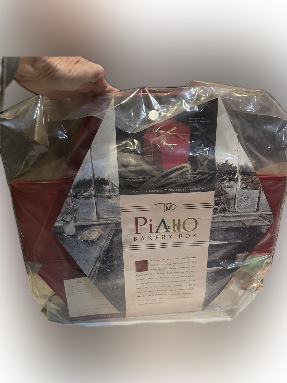 THE PIATTO BAKERY BOX RED CAKE CUPCAKE CARRIER TRANSPORT STORAGE CONTAINER 11”